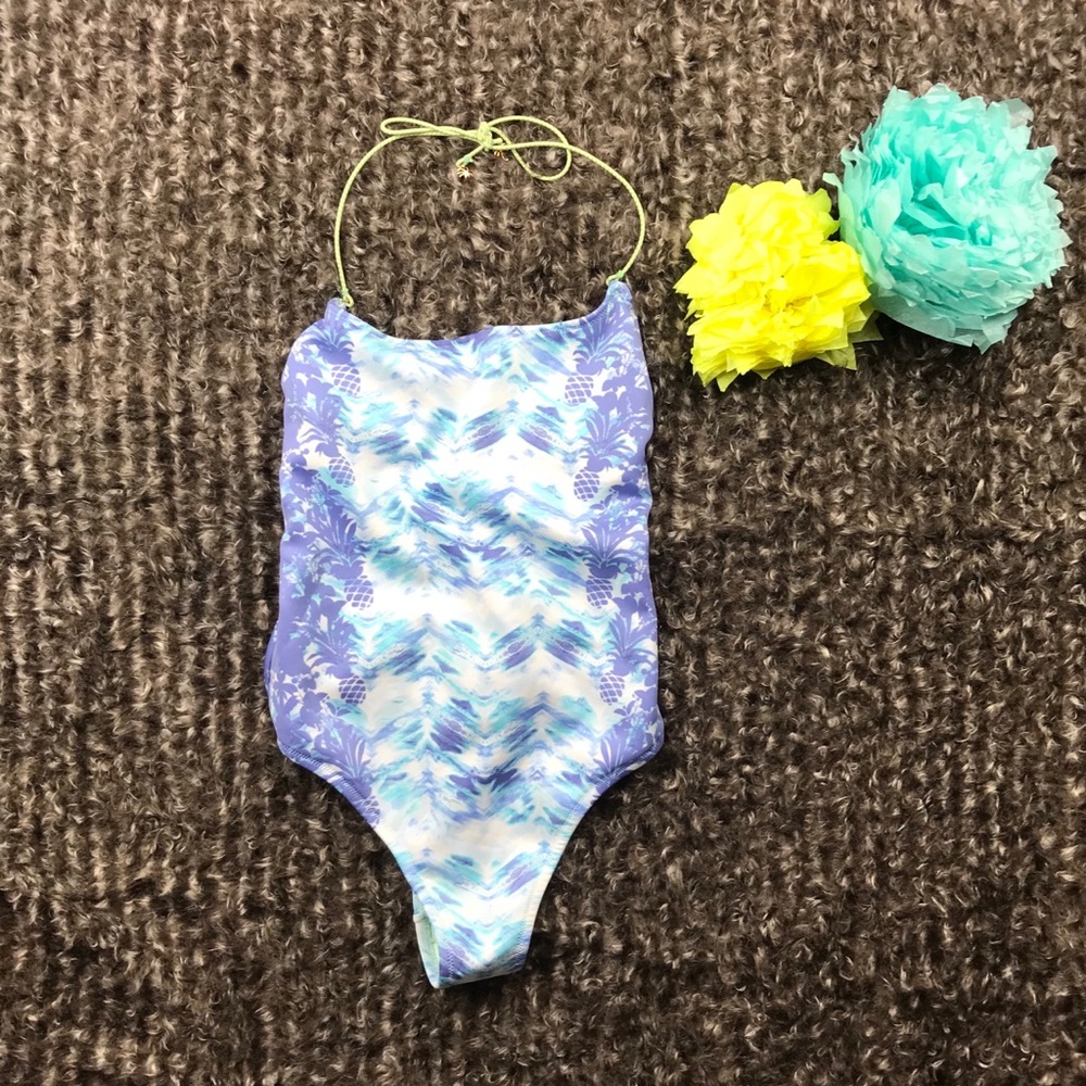 Victoria’s Secret bathing suit size small